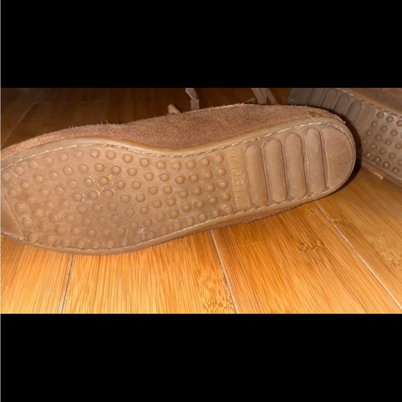 Brown suede Minnetonka lace up size 6 boots - Picture 4 of 4